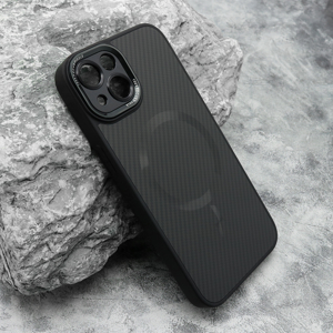 Futrola CARBON MagSafe za iPhone 13 (6.1) crna (small camera)