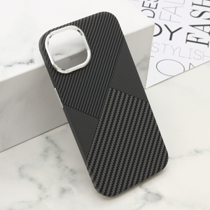 Futrola UrbanMesh MagSafe za iPhone 15 (6.1) DZ03