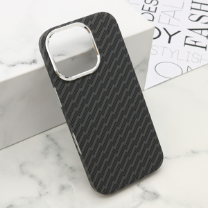 Futrola UrbanMesh MagSafe za iPhone 16 Pro (6.3) DZ01