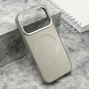 Futrola COLOR METAL Magsafe za iPhone 17 Pro (6.3)/iPhone 18 Pro (6.3) siva (big camera)